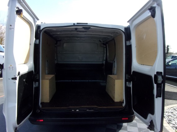 RENAULT TRAFIC FOURGON Trafic fourgon-006.jpg